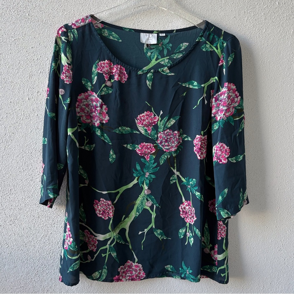 Anthropologie HD in Paris Eira Green Floral Top Size 14 3/4 Sleeve Boho Floral